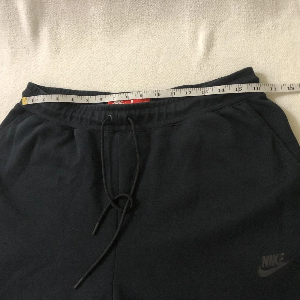 Nike Shorts Mens Large Black Fleece Sweat 9 Inseam Zip Pocket Gym 805160-010